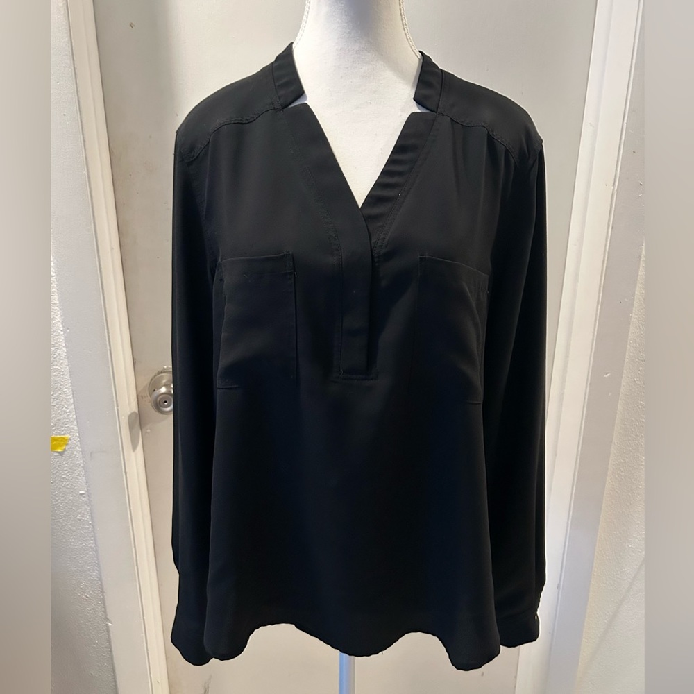 Elegant Nine West Black Women's Top